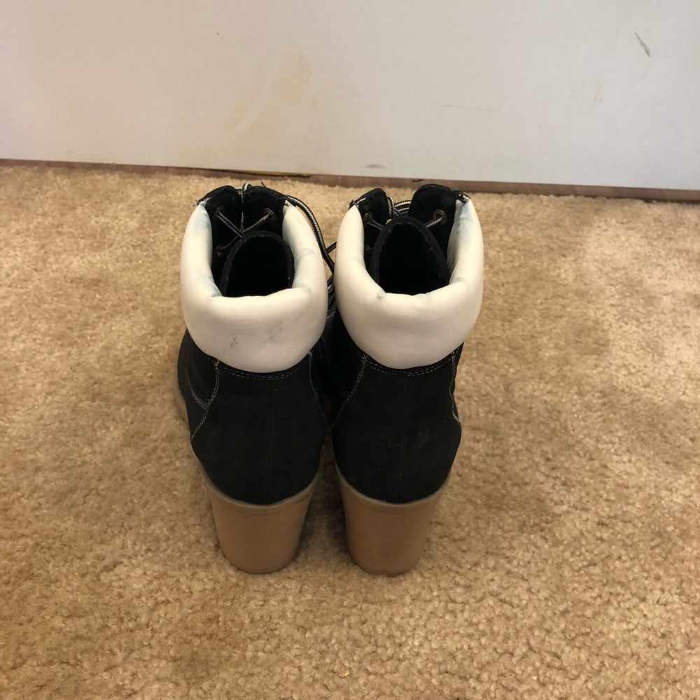 Lace up Booties - Picture 3 of 4